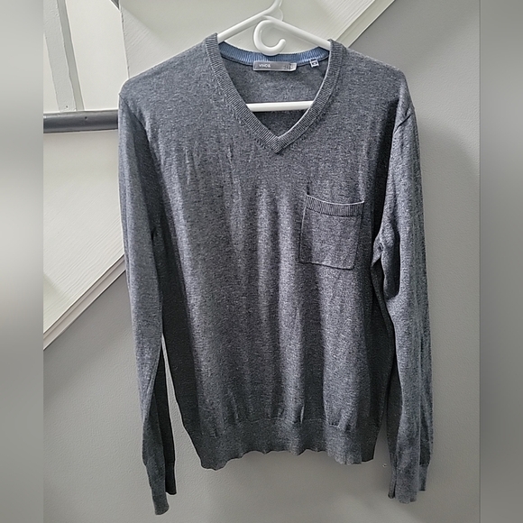 Vince Gray 100% Cotton V Neck Pullover Sweater Long Sleeve Mens Sz L - Picture 1 of 4